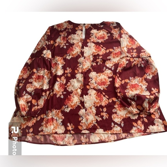 Plus size Lauren Conrad floral blouse mid sleeves puff sleeves 1 button neck - Picture 7 of 13